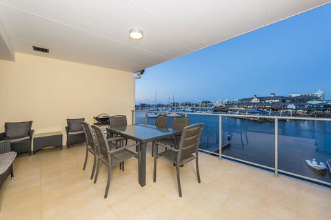 Dolphin Quay Apartments - Accommodation in Brisbane 21