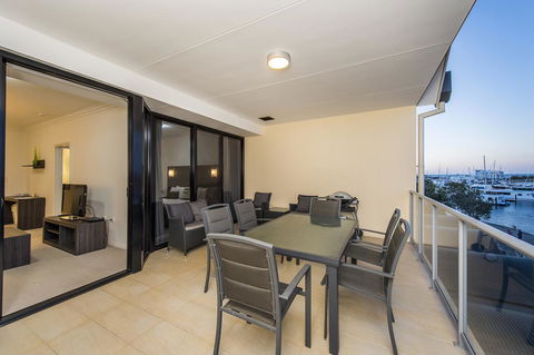 Dolphin Quay Apartments - Accommodation in Brisbane 24