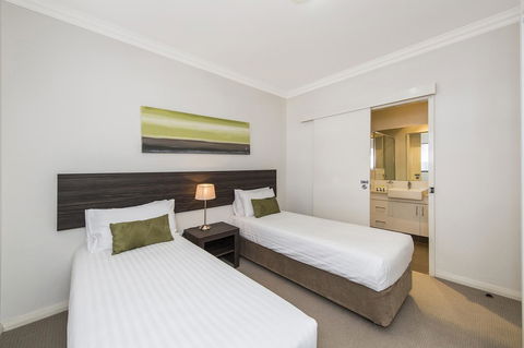 Dolphin Quay Apartments - Accommodation in Brisbane 44