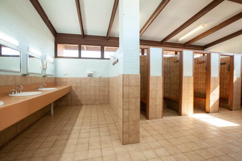 EUCLA MOTOR HOTEL - Accommodation in Brisbane 8