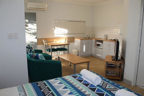 Mandurah Ocean Marina Chalets - Accommodation in Brisbane 1