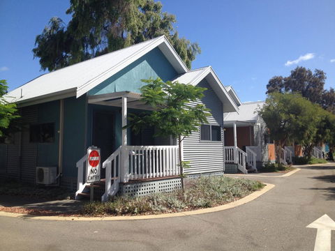 Mandurah Ocean Marina Chalets - Accommodation in Brisbane 38