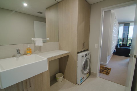 Boutique Carousel Apartment - Accommodation in Brisbane 8