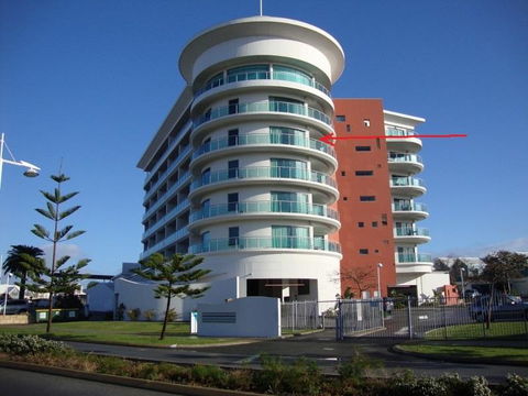 A 406 FANTASTIC OCEAN BEACH And MARINA VIEW APT - MANDURAH - Accommodation in Brisbane 26