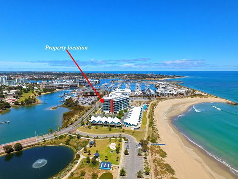 A 406 FANTASTIC OCEAN BEACH And MARINA VIEW APT - MANDURAH - Accommodation in Brisbane 27
