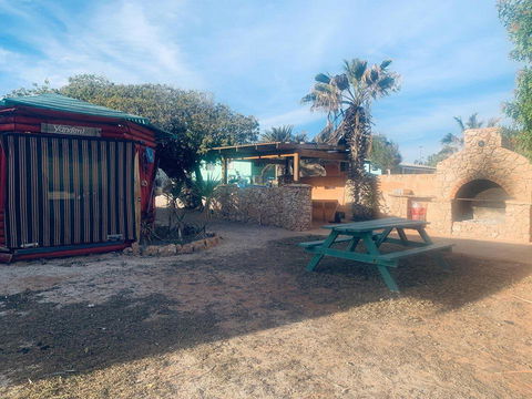 Shark Bay Cottages - Accommodation in Brisbane 37