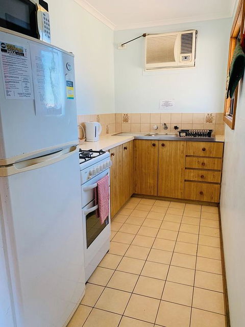 Shark Bay Cottages - Accommodation in Brisbane 3