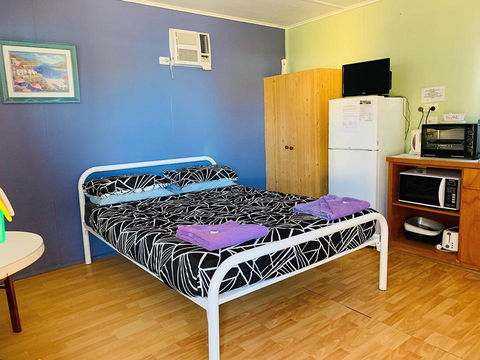 Shark Bay Cottages - Accommodation in Brisbane 24