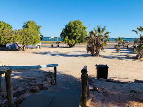 Shark Bay Cottages - Accommodation in Brisbane 1