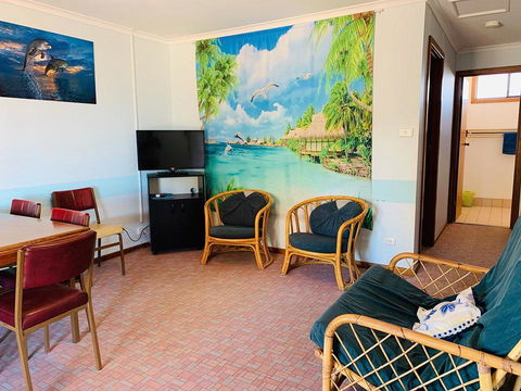 Shark Bay Cottages - Accommodation in Brisbane 9