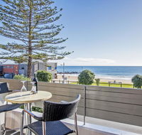 Beachfront Voyager Motor Inn - Accommodation in Brisbane