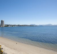 Sandy Bay Waterfront Home - Accommodation in Brisbane