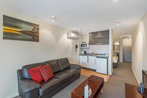 Mantra One Sandy Bay Road - Accommodation in Brisbane 30