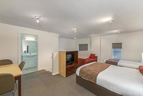 Mantra One Sandy Bay Road - Accommodation in Brisbane 17