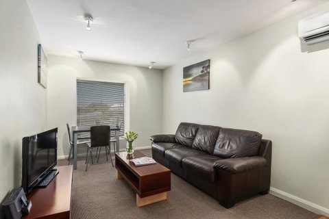 Mantra One Sandy Bay Road - Accommodation in Brisbane 27