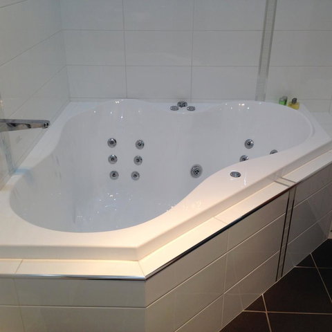 Commodore Regent - Accommodation in Brisbane 13
