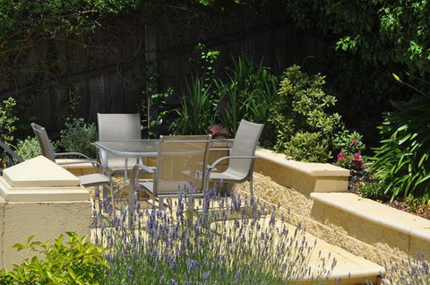 Belton Apartments-Hedge Cottage - Accommodation in Brisbane 28