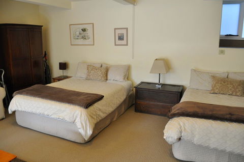 Belton Apartments-Hedge Cottage - Accommodation in Brisbane 10