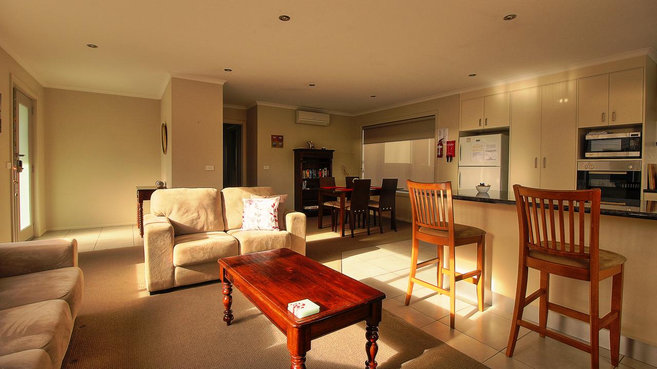 Kingston TAS Accommodation in Brisbane