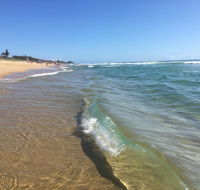 NEW UPMARKET COMFORTABLE 2 Bed 2 Bath OCEAN VIEWS 250m to BUDDINA BEACH - Accommodation in Brisbane
