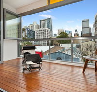 New York on Riley - Split-Level Executive 2BR Darlinghurst Apartment with a New York Feel - Accommodation in Brisbane