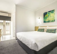 Nightcap at Skyways Hotel - Accommodation in Brisbane
