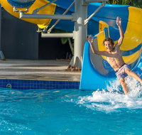 Nobby Beach Holiday Village - Accommodation in Brisbane