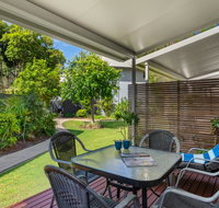Noosa Entrance 2 bedroom Garden Side Townhouse. - Accommodation in Brisbane