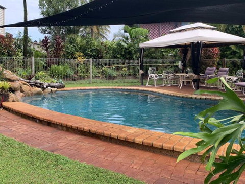 Ocean Breeze - Accommodation in Brisbane 1