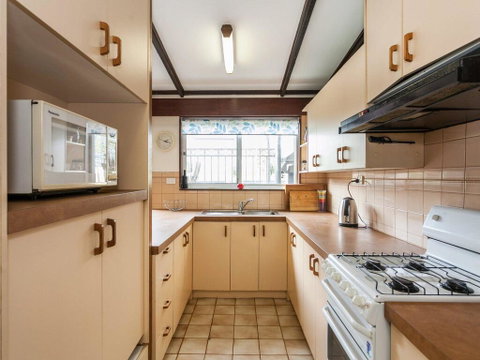 OCEAN SOUNDS - Anglesea - Accommodation in Brisbane 2