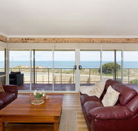 Ocean View Beach House - Accommodation in Brisbane