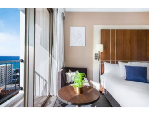 Ocean Vistas And Convenience By The Beach - Accommodation in Brisbane 3