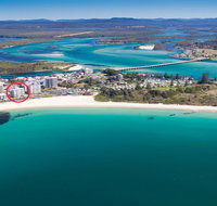 Oceanic 10 -On Forster Main Beach - Accommodation in Brisbane