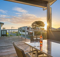 Oceans Eight - Accommodation in Brisbane