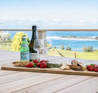 Ohana Oasis - front row to reserve beach and ocean - Accommodation in Brisbane