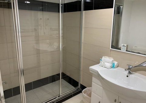 Outrigger Burleigh - Accommodation in Brisbane 3