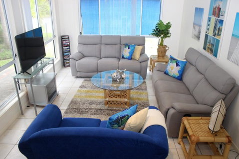 PACIFIC PALMS - Accommodation in Brisbane 3