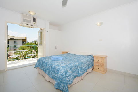 Peninsular Apartments - Accommodation in Brisbane 2