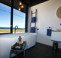 Perlubie Sea - Accommodation in Brisbane