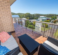 Pet Friendly Lentara St 8 - Fingal Bay - Accommodation in Brisbane