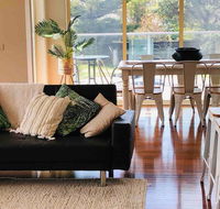 Pet friendly paradise near beach - Accommodation in Brisbane