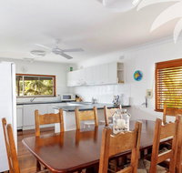 Picturesque Lizzie Palms 1 - Accommodation in Brisbane