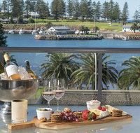 Platinum PenthouseThe Sebel - on the harbourfront - Accommodation in Brisbane
