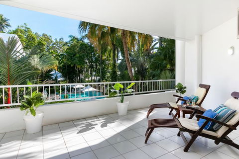 Poolside Apt. In Alamanda Beachfront Resort (54) - Accommodation in Brisbane 0