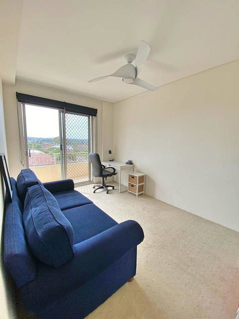 Private Double Room In A Share Apartment - Accommodation in Brisbane 3