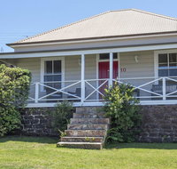 Quarryman's Cottage - country style in town - Accommodation in Brisbane