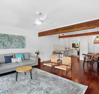 Quiet Waterfront Retreat in Family Neighbourhood - Accommodation in Brisbane