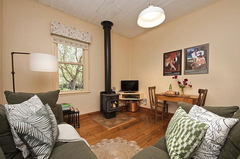 Quince Cottage - Accommodation in Brisbane 3