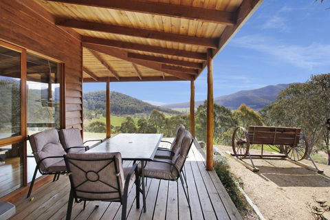 Quins Gap Private Retreat - Accommodation in Brisbane 1