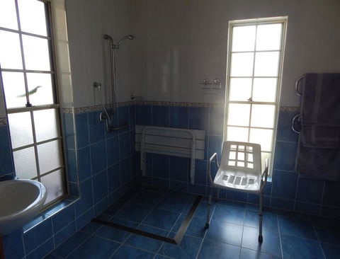 R On The Downs BnB & Cottages - Accommodation in Brisbane 3